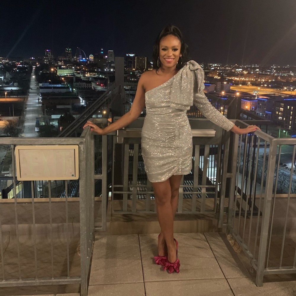 Silver metallic one shoulder bow sequin dress